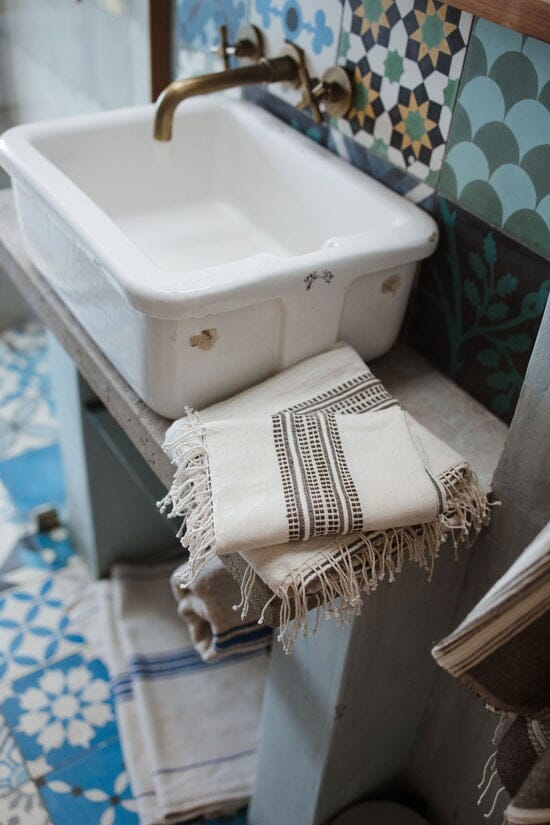 Ecru Adwa Woven Hand Towel - Granite Bathroom Accessories Ecru