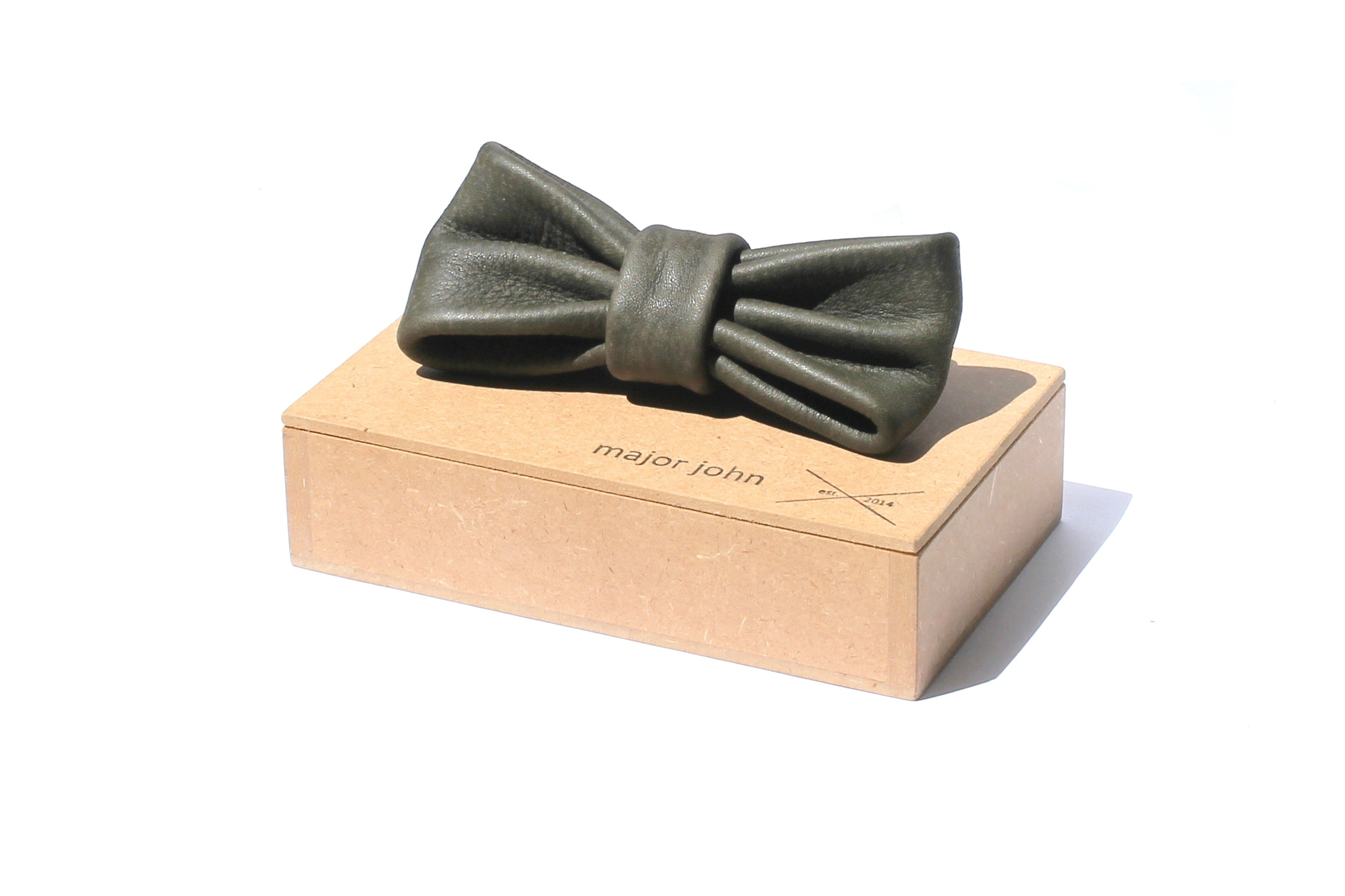 Major John Genuine Leather Bow Ties Ties, Bow Ties & Suspenders Major John green